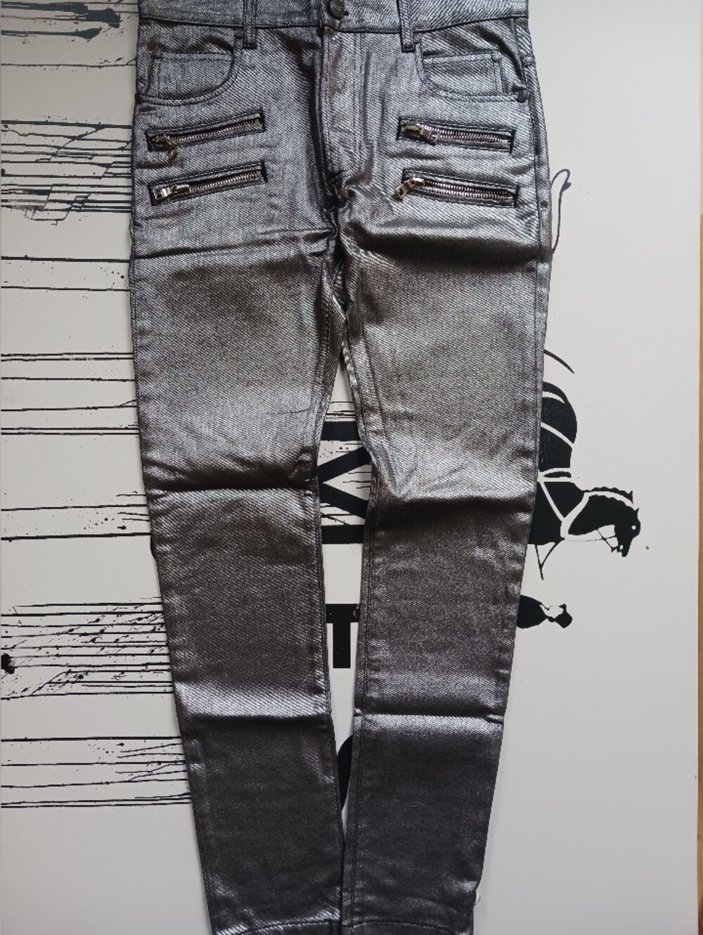 BALMAIN PARIS Slim Silver Coated Jeans Size 31